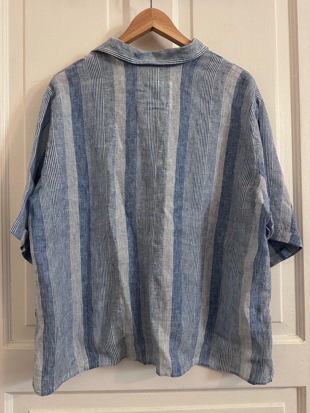 Frank & Eileen Rosie Short Sleeve Button Up Shirt Linen Blue White Stripe Medium - Picture 5 of 9